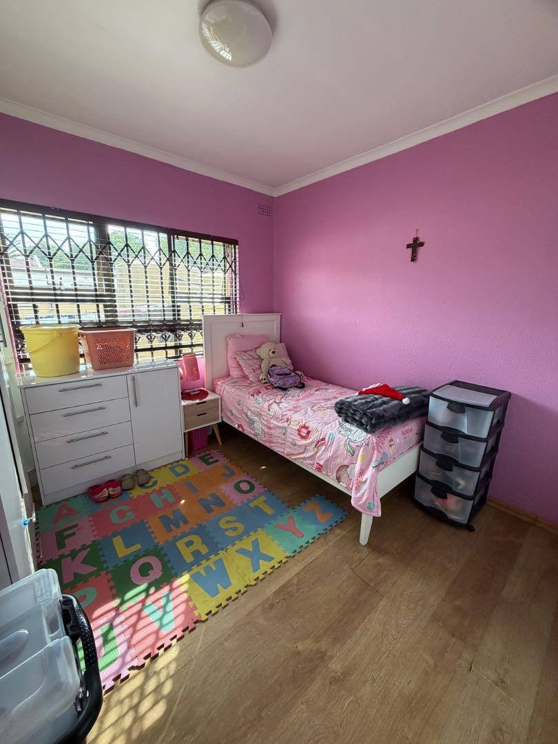 5 Bedroom Property for Sale in Elim Western Cape